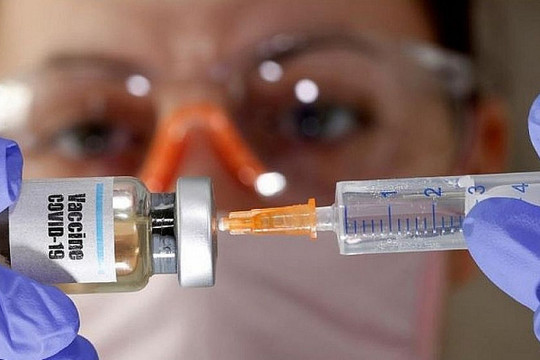 Vaccine Sputnik V có thể ngừa virus Corona trong 2 năm