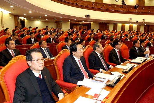Ngày làm việc thứ hai của Hội nghị Trung ương 14