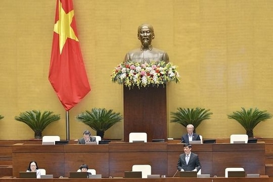 Tiếp tục bảo đảm chi trả từ Quỹ BHYT đối với một số dịch vụ dành cho người nhiễm HIV/AIDS tham gia BHYT  