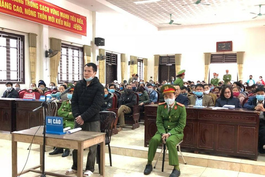 Gã chồng vũ phu dùng xẻng đánh vợ vỡ thận
