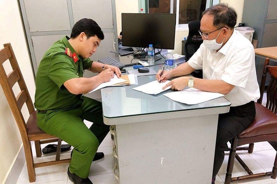 Đình chỉ công tác ông Tất Thành Cang 3 tháng để phục vụ công tác điều tra