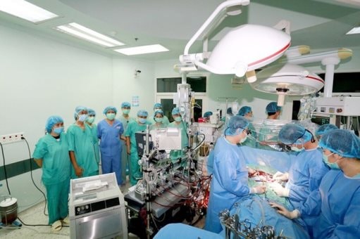 Bộ trưởng Bộ Y tế Nguyễn Thanh Long khen ngợi ca hiến-ghép, vận chuyển đa tạng từ người cho tại Vũng Tàu     