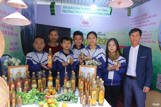 Nước chấm cua đồng - dự án  khởi nghiệp của học sinh lớp 8