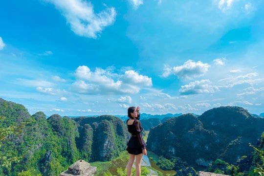 Hang Múa, đồng cừu Gia Viễn lọt top điểm đến nên đi Tết dương lịch 2021