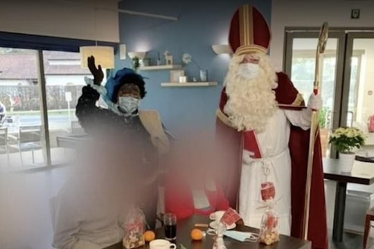 Tin vắn thế giới ngày 28/12: Ông già Noel "siêu lây nhiễm" khiến 18 người tại viện dưỡng lão Bỉ thiệt mạng