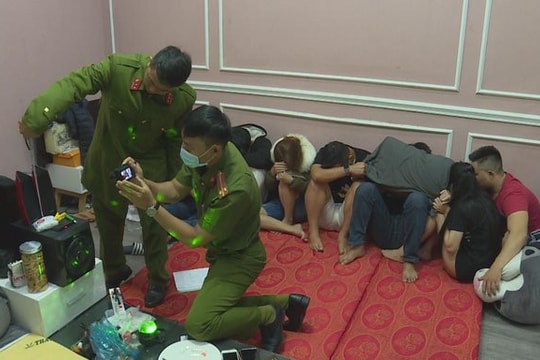 Chi hơn 8 triệu đồng mua ma túy tổ chức tiệc sinh nhật