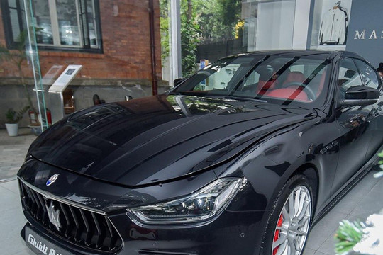 Maserati Ghibli Ribelle giá 6,5 tỷ đồng vừa xuất hiện tại Hà Nội