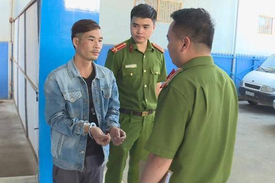 Bắt giữ 4 thanh niên mang hung khí để giải quyết mâu thuẫn