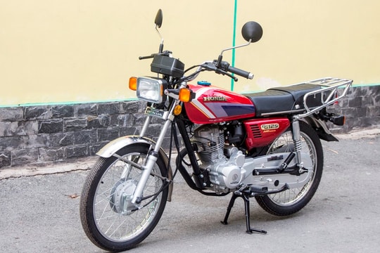 Honda CG125Fi 2020 giá 40 triệu đồng tại Việt Nam