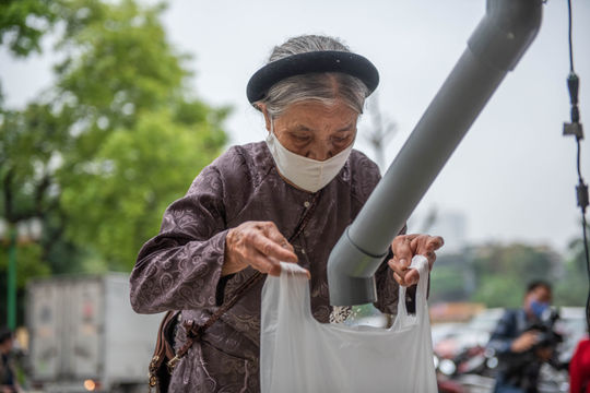 9 câu chuyện xúc động trong năm 2020