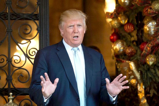 Đại dịch COVID-19 năm 2021: Tổng thống Trump muốn “vĩnh viễn xóa sổ”