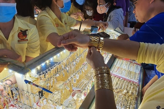 Giá vàng hôm nay 3/1: Triển vọng xán lạn, vàng sẽ lên đỉnh mới