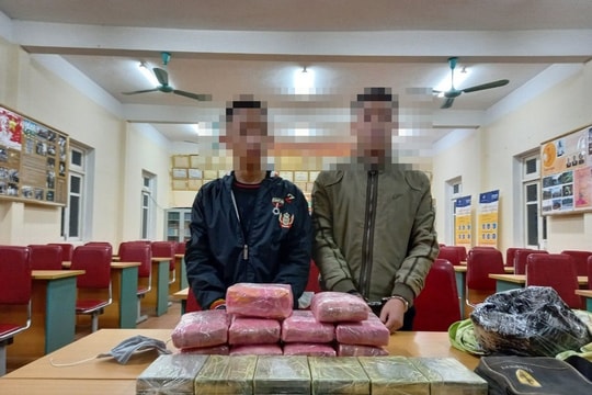 Bước chân sa ngã của hai nam sinh tham gia vận chuyển ma túy để lấy 300 triệu đồng