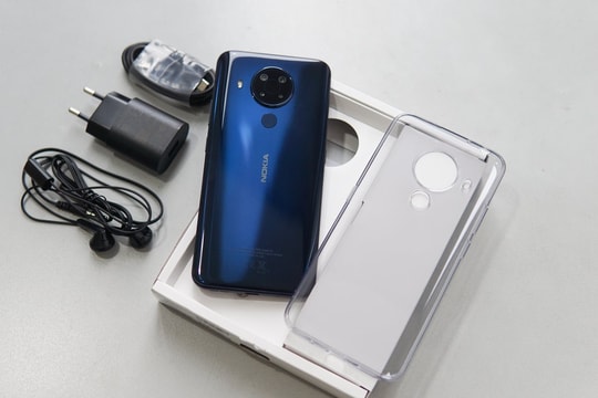 Nokia 5.4: Trang bị chip Snapdragon 662, giá từ 5 triệu đồng