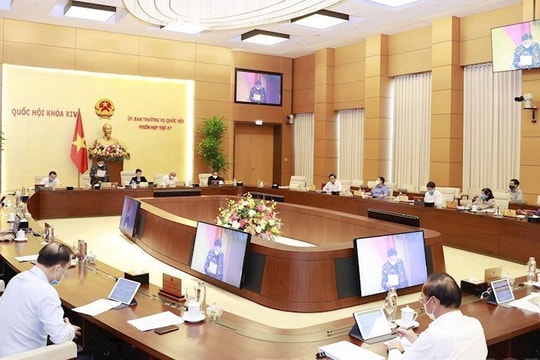Phiên họp thứ 52 UBTVQH: Cho ý kiến về dự thảo báo cáo công tác nhiệm kỳ 2016-2021 của TANDTC