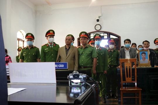 Tử hình cựu Bí thư xã giết người đốt xác