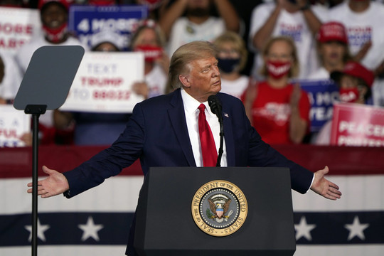 Ông Trump kêu gọi "hàn gắn" và cam kết chuyển giao quyền lực suôn sẻ