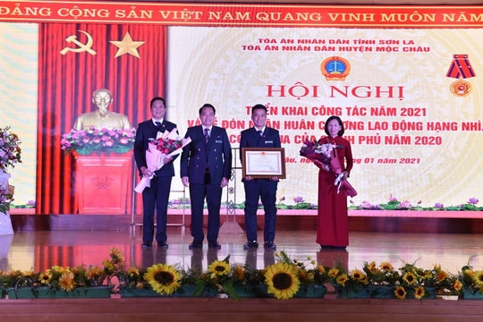 TAND huyện Mộc Châu tổ chức Hội nghị triển khai công tác năm 2021 và đón nhận Huân chương Lao động hạng nhì
