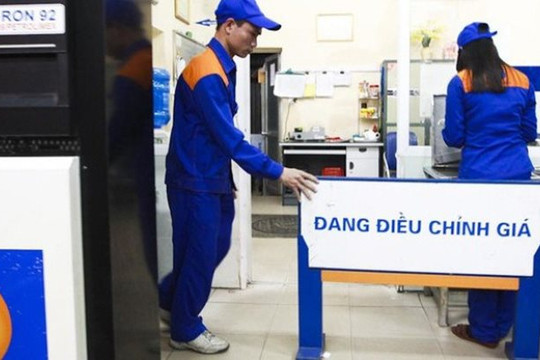 Lần điều chỉnh giá xăng dầu đầu tiên của năm 2021: Xăng sát mức 17.000 đồng/lít