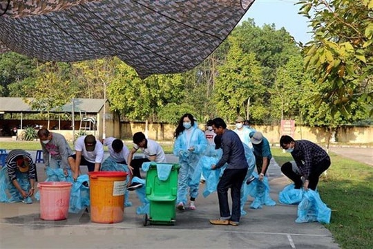 Thêm 5 người nhập cảnh nhiễm Covid-19