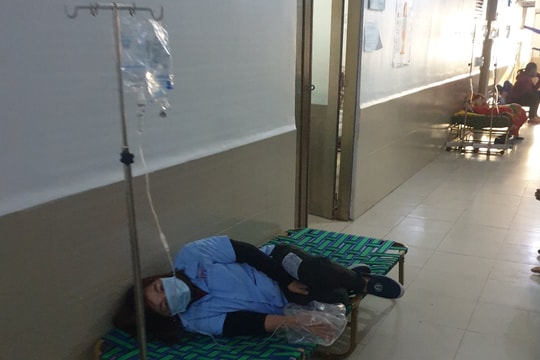 Phú Yên: 84 công nhân phải nhập viện cấp cứu vì ngộ độc thực phẩm