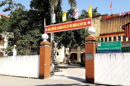 Buộc thôi việc công chức xã sử dụng bằng giả
