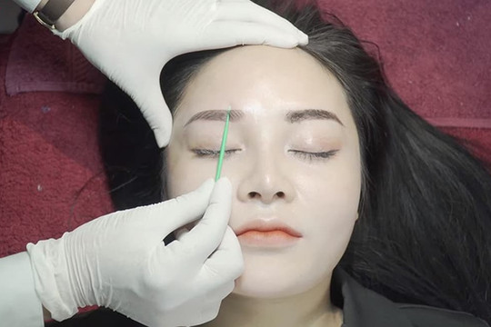Sở hữu vẻ đẹp châu Âu nhờ phun thêu lông mày chuẩn tỉ lệ Vedette