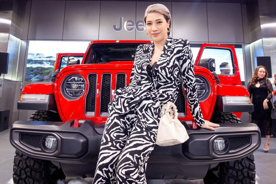 Ca sĩ Pha Lê dạy nấu pate thông báo học phí 100 triệu nhưng giờ dạy đại trà nên phí là 20 triệu