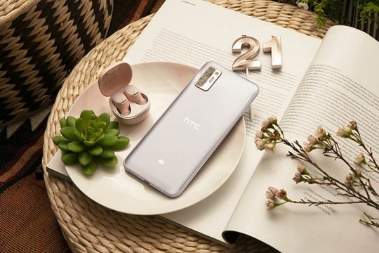 Galaxy S21 Ultra chính thức lộ diện
