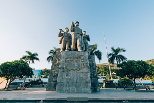 Cẩm Phả (Quảng Ninh): “Thành phố than” phấn đấu trở thành đô thị loại I