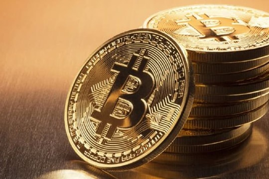 Vô tình ném nhầm ổ cứng chứa Bitcoin trị giá hơn 7 nghìn tỷ đồng, người đàn ông rao sẽ tặng hàng triệu USD cho ai tìm thấy