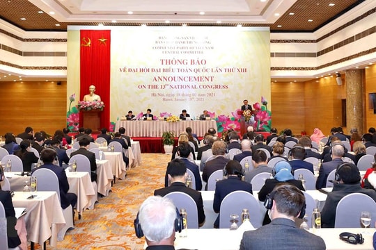 Thông báo về Đại hội XIII của Đảng tới đoàn ngoại giao và các tổ chức quốc tế
