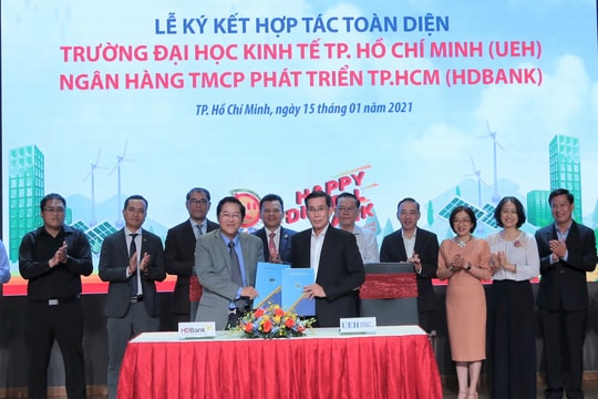 HDBank ký hợp tác chiến lược với các trường đại học