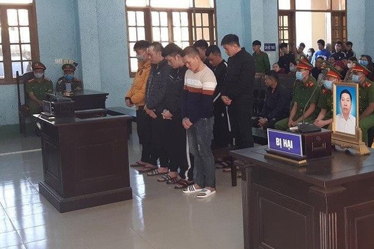 Tuyên án nhóm nổ súng, giết người để đòi nợ