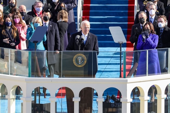 Gánh nặng, thách thức và những động thái đầu tiên của tân Tổng thống Mỹ Joe Biden