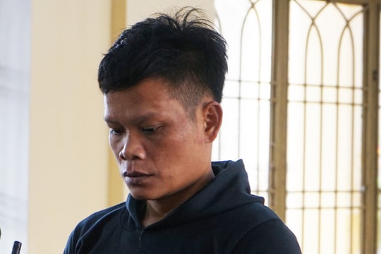 “Giận chồng, chém vợ”, gã đàn ông lĩnh 12 năm tù
