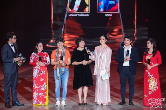 Với những chiến công thầm lặng ngành Y tế có tới 4 đề cử lọt top 10 và top 5 nhân vật truyền cảm hứng WeChoice Awards 2020