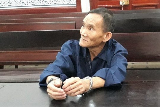 Sát hại nữ nhân viên xe buýt vì ghen tuông