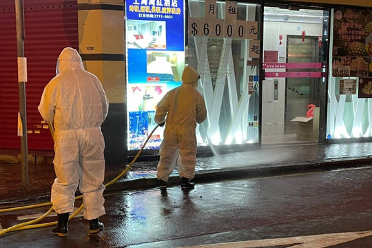 Hong Kong: Lệnh phong tỏa đầu tiên do COVID-19 được dỡ bỏ