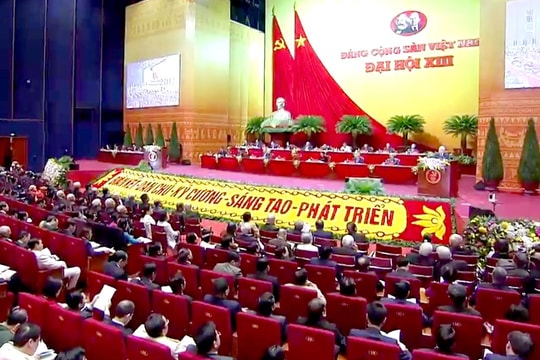 Đại hội lần thứ XIII của Đảng: Các đại biểu thảo luận về văn kiện Đại hội