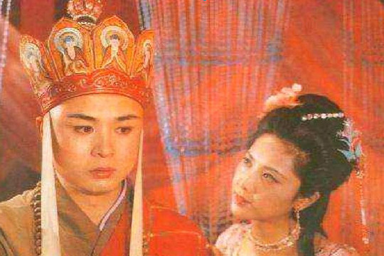 Tình cảnh gần đây của Chu Lâm, nhan sắc vẫn còn, Đường Tăng dù không chọn cô nhưng lại thoát khỏi kiếp nạn về mối tình với Nữ vương Nữ Nhi Quốc
