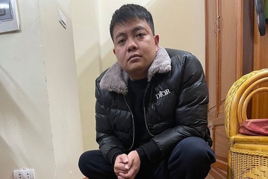 Hà Nội: Phá đường dây đánh bạc, cho vay nặng lãi, thu nhiều súng đạn