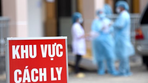 Một bé gái 8 tuổi tái dương tính Covid-19, phong tỏa 1 tầng chung cư tại TP.HCM