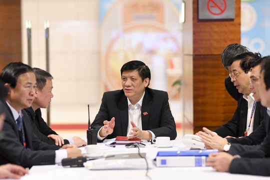 Bộ trưởng Bộ Y tế: Đã khoanh vùng, phong tỏa khu vực rất nguy hiểm