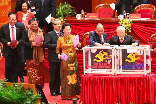 Hai lãnh đạo TANDTC tái cử Ban Chấp hành Trung ương Đảng khoá XIII