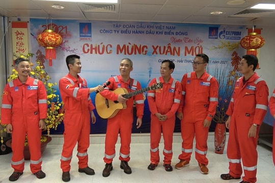Xuân sớm trên những công trình dầu khí biển
