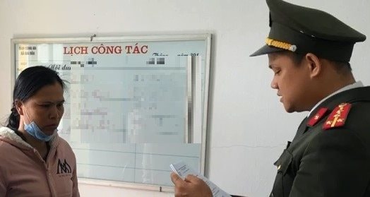 Khởi tố đối tượng tổ chức cho người khác trốn đi nước ngoài