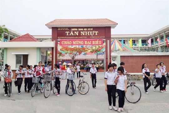 Vụ 17 giáo viên “tố” Hiệu trưởng Trường THCS Tân Nhựt (Bình Chánh) bao giờ xử lý dứt điểm?