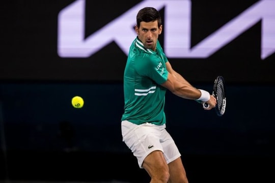 Australian Open 2021: Djokovic thắng dễ ở vòng một