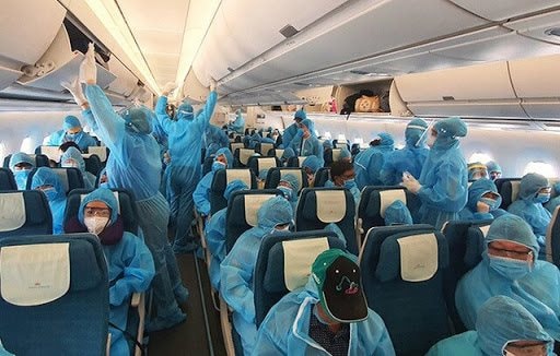 Hàng không siết chặt quy định phòng dịch Covid-19 với các nhân viên